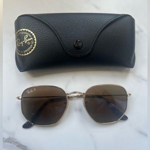 Hexagon Flat Lens Polarized Ray Bans